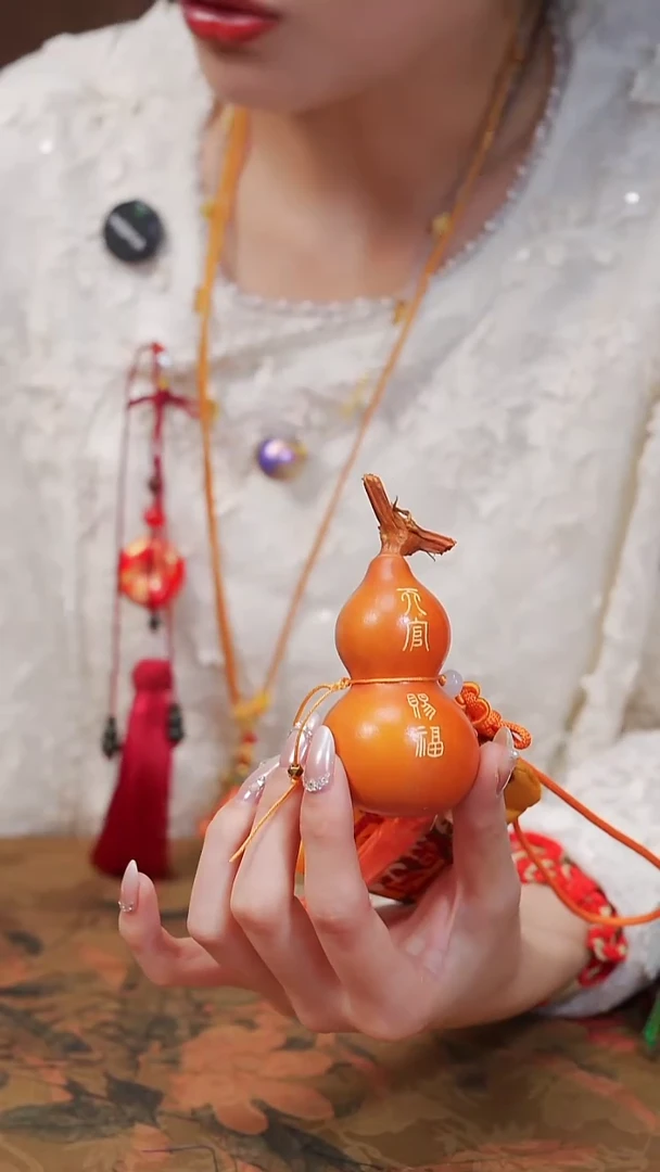 395漆艺工艺小葫芦9.9