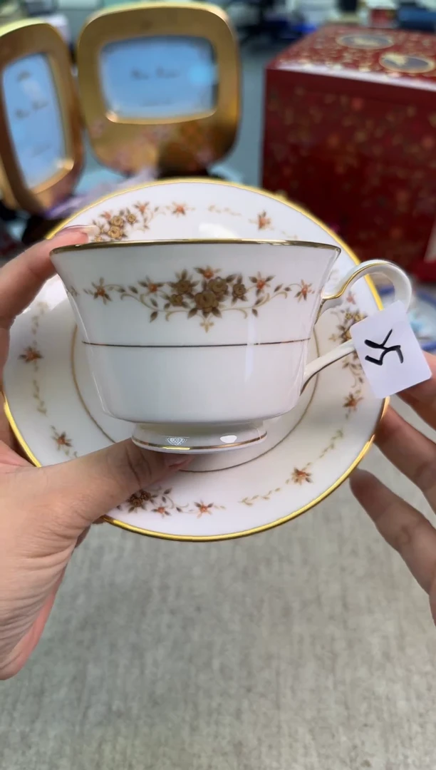 瓷片泡泡家的瓷器真好看