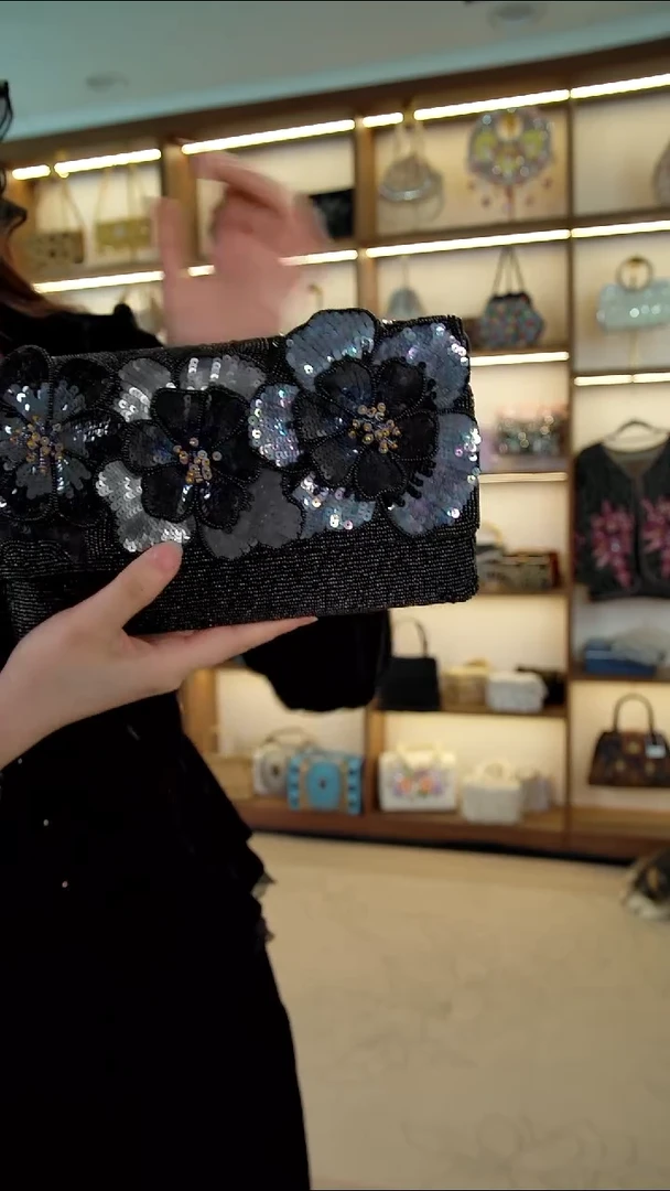 织物11百格汇手工串珠包