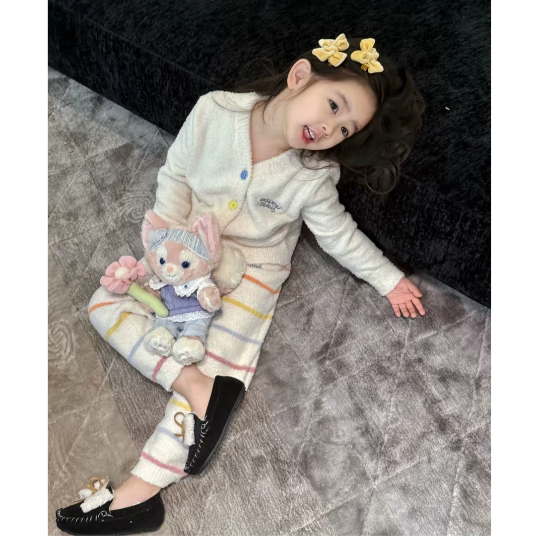 小思家2025年秋冬保暖新款女童家居服多巴胺半边绒家居服套装