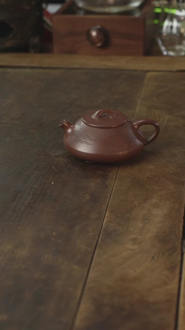 茶壶紫砂青牧山房牧之刻绘山水石瓢
