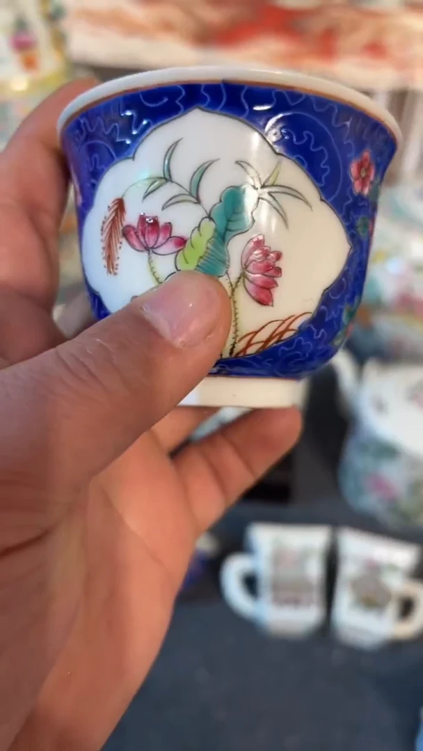 摆件瓷摆件瓷摆件紫色杯子