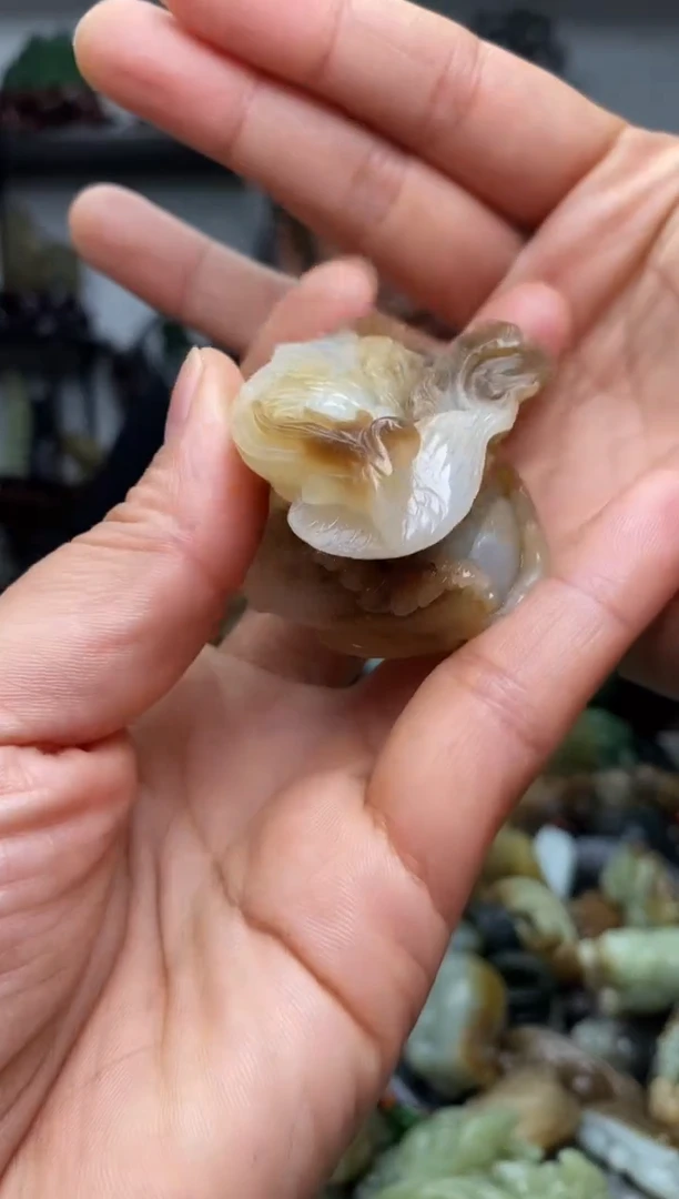 未镶嵌和田玉把件1