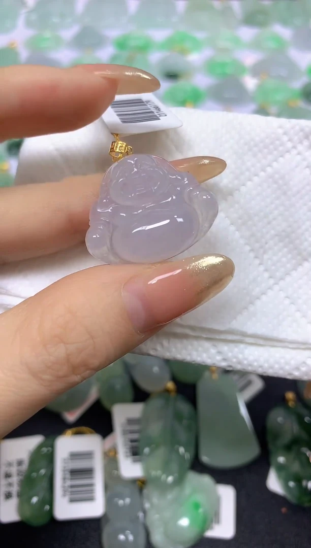 颈饰18K金镶嵌翡翠A货