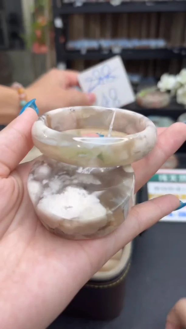 未镶嵌手镯石英质玉271(56圈赠送镯心)