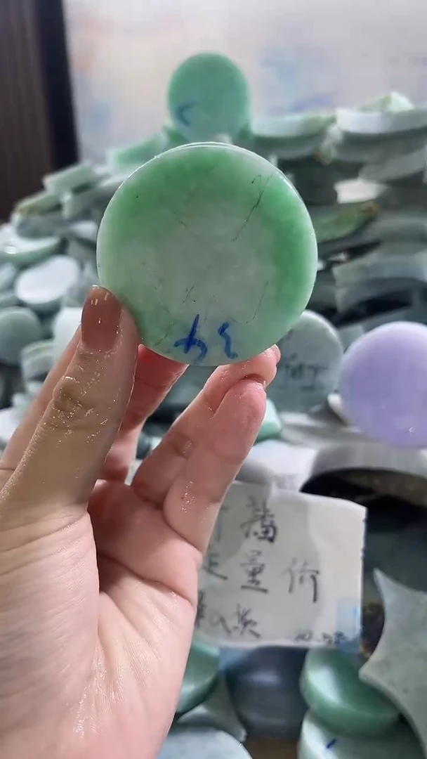 颈饰未镶嵌翡翠翡翠缅甸翡翠A货钟90