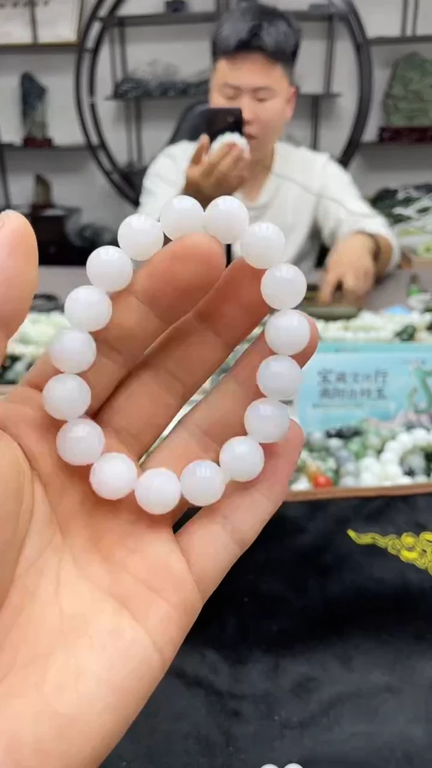 未镶嵌手串和田玉新疆且末天泰白玉12圆珠（有结构）