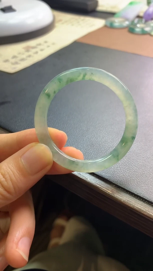 未镶嵌定制翡翠毛货