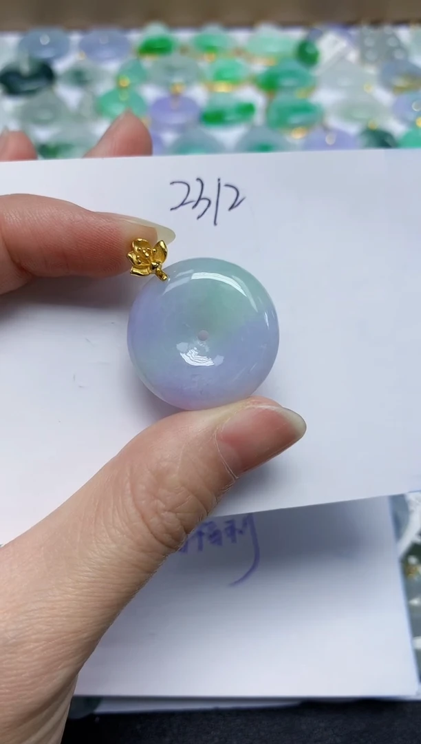 翡翠未镶嵌颈饰11111111111