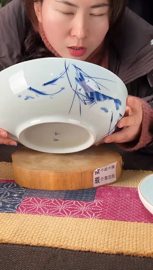 【闪购商品】碗微瑕手绘一团和气10寸罗汉碗