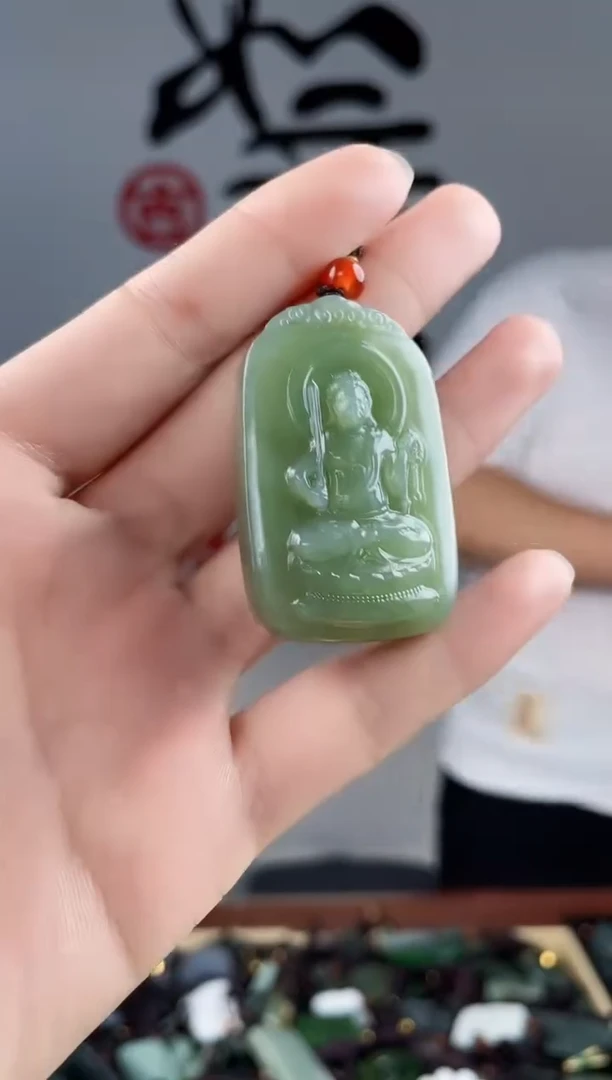 和田玉未镶嵌颈饰拍一发一，多样性发货