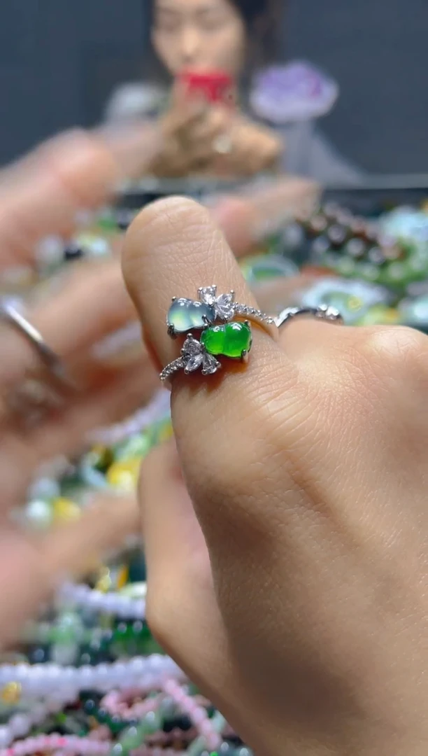 颈饰未镶嵌翡翠/N/翡翠A货，一件也是批发价