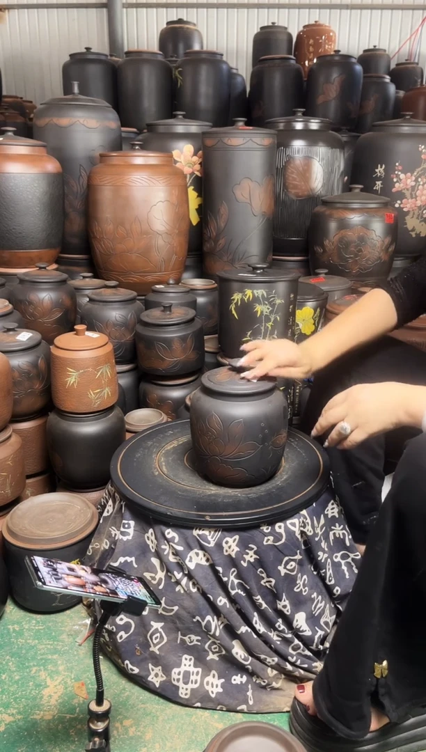 罐瑕疵茶叶罐 冬瓜荷花  491