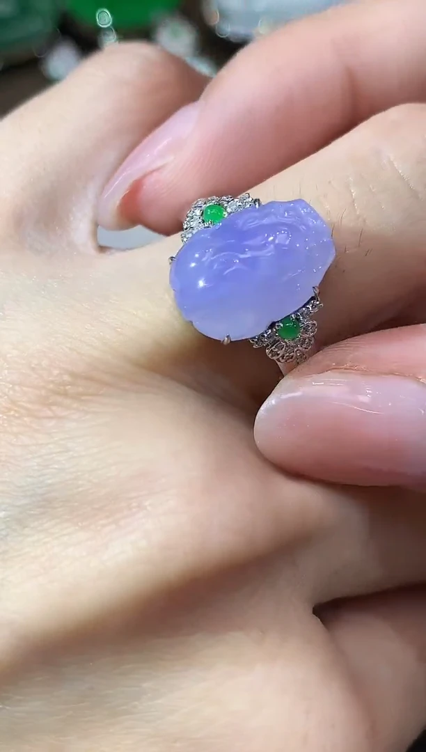 18K金镶嵌戒指翡翠A104 紫货有一定色差