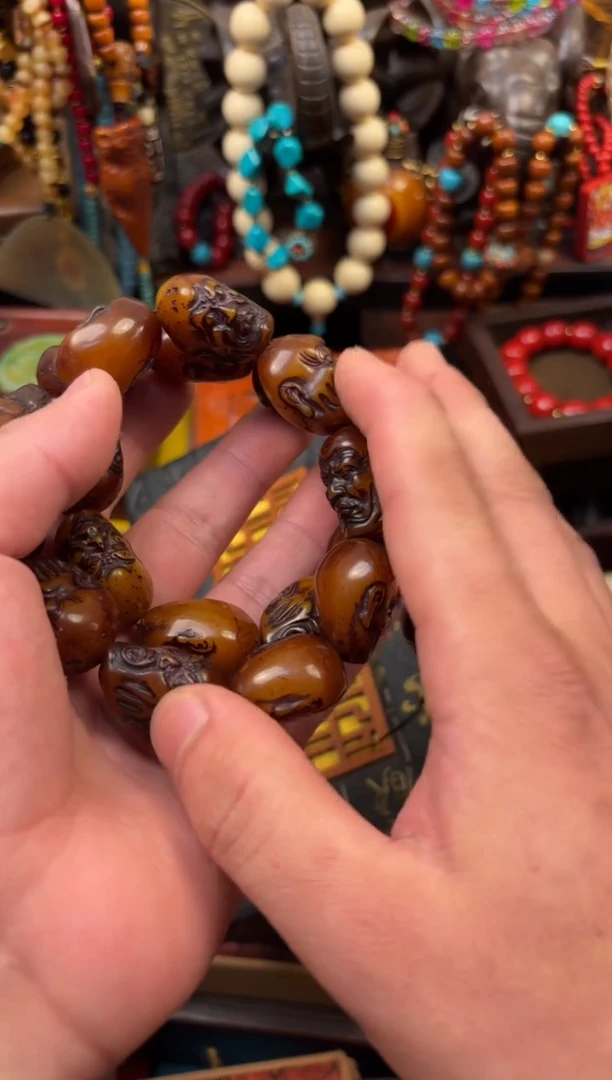 未镶嵌蜜蜡耳饰------------------