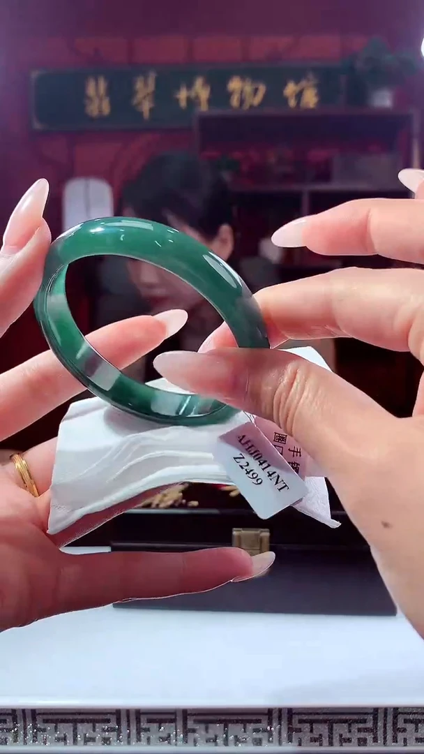 翡翠未镶嵌颈饰天然翡翠(拍一发二）