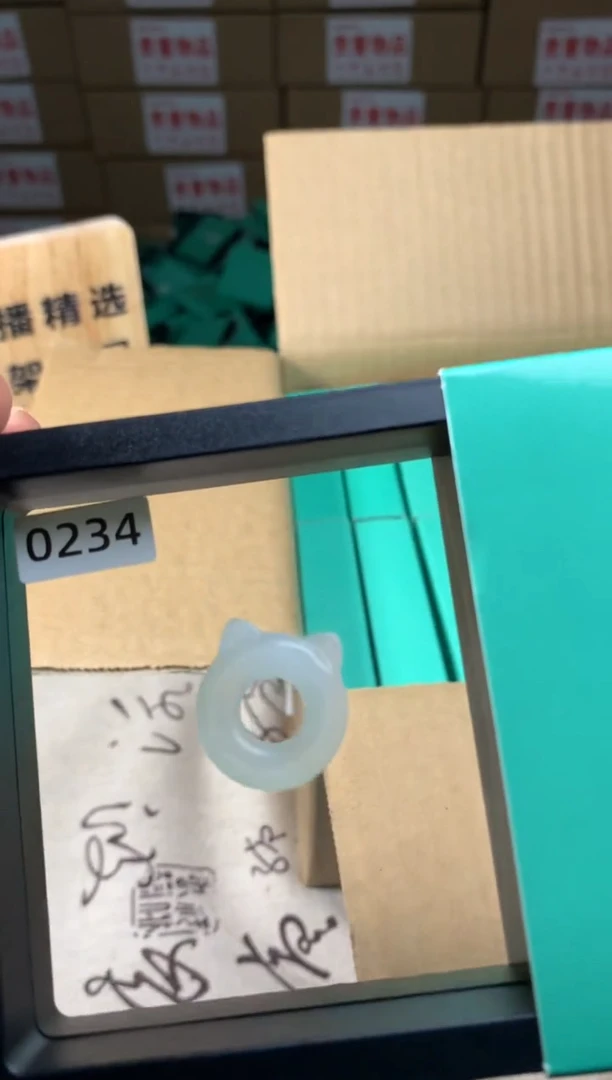 未镶嵌蛇纹石玉颈饰岫玉吊坠 天然岫玉 男女同款 带绳 无盒