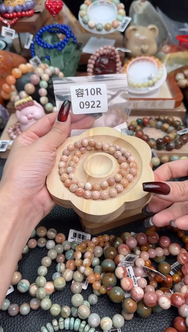 【闪购商品】石英质玉手链未镶嵌10R0922