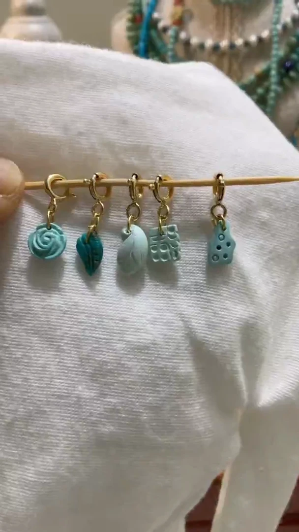 未镶嵌南红玛瑙珠宝奇石小滴溜（一个）