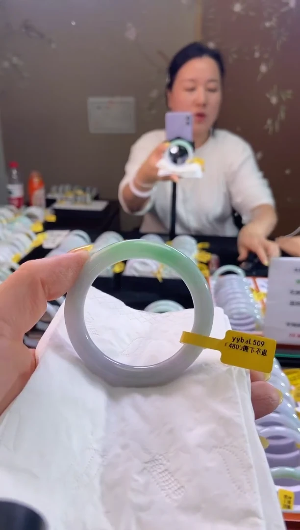 未镶嵌手镯翡翠51圈口d
