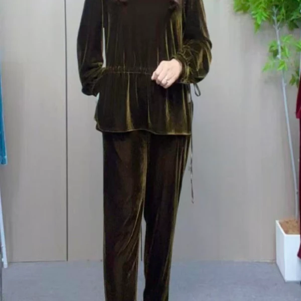 巍子工厂店时尚修身显瘦圆领长袖丝绒小衫小脚裤套装658#--713#