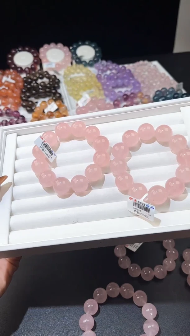 【闪购商品】水晶手链未镶嵌多样性发一粉晶17mm