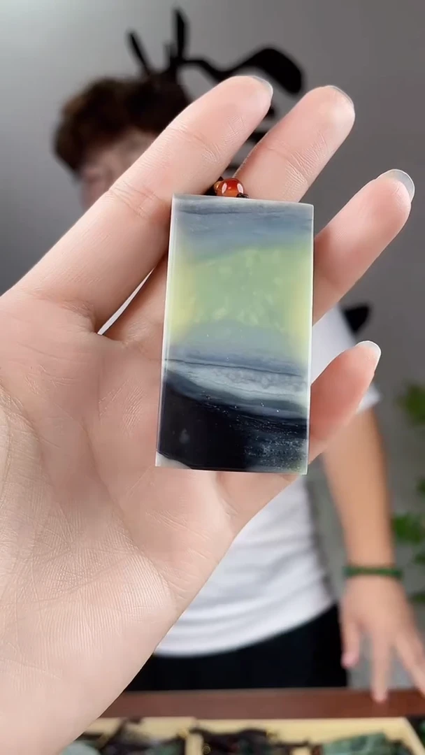 和田玉未镶嵌颈饰拍一发一，多样性发货