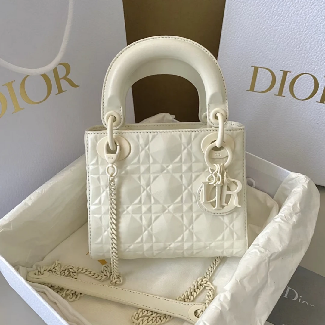 99新 DIOR/迪奥 林纳奢品丨钻石菱格纹白色三格戴妃