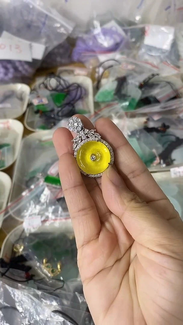 颈饰合金石英岩玉533
