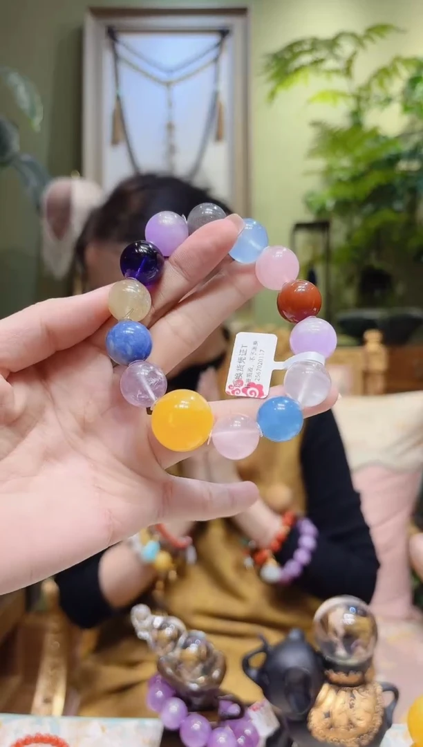 【闪购商品】琥珀裸石未镶嵌多宝手串