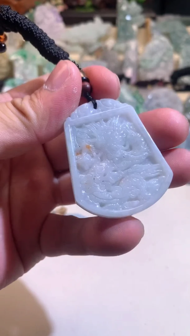 【闪购商品】翡翠颈饰未镶嵌01/25/02