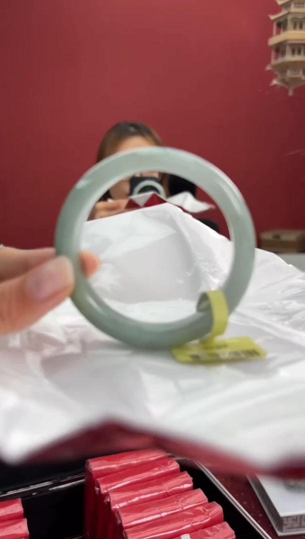 翡翠手镯未镶嵌4手镯