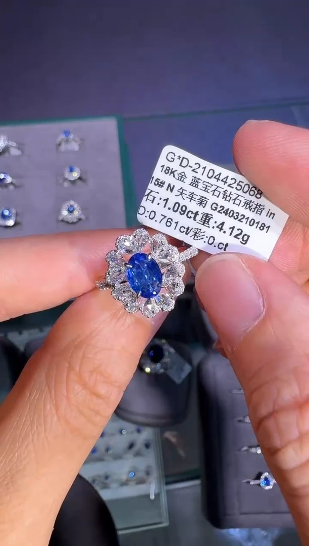 戒指蓝宝石18K金镶嵌【闪购】1.09ct/展会同步价/无烧矢车菊