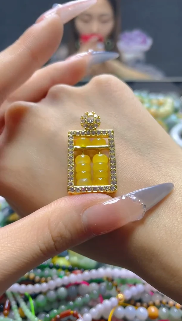 颈饰未镶嵌翡翠/V/翡翠A货，一件也是批发价