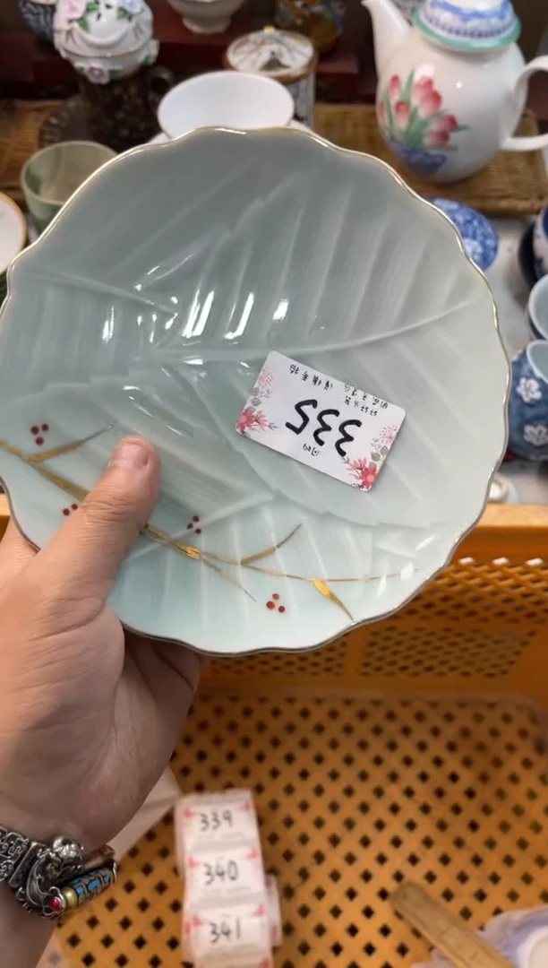 很* 店铺名称 轩轩瓷器 闪购类型 定向 很好