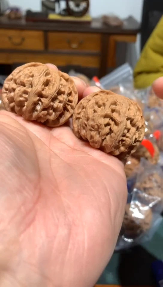 【闪购商品】文玩核桃吊坠苹果
