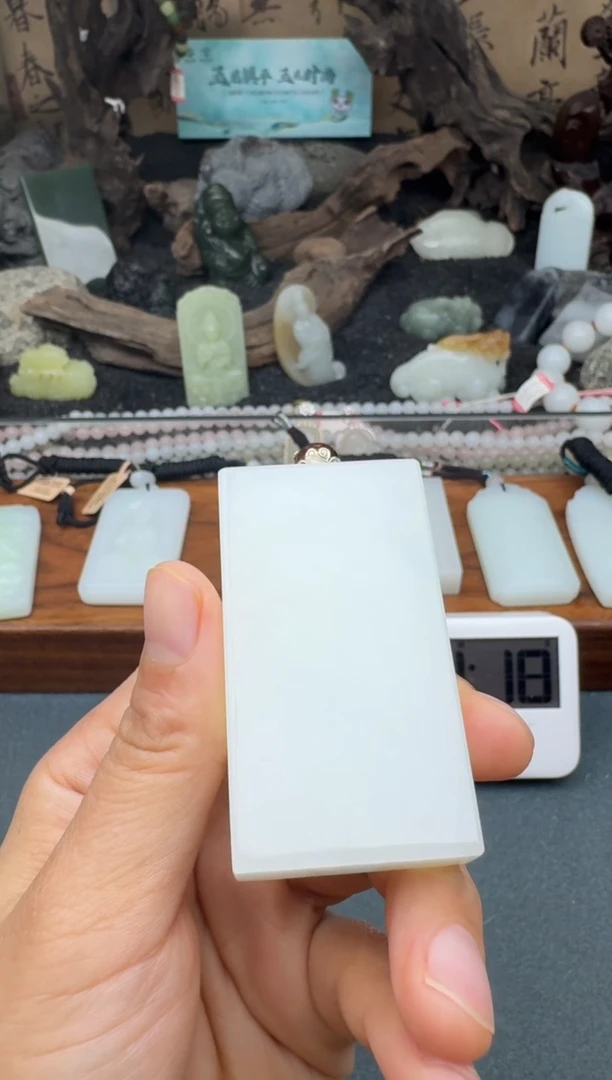 和田玉未镶嵌颈饰2