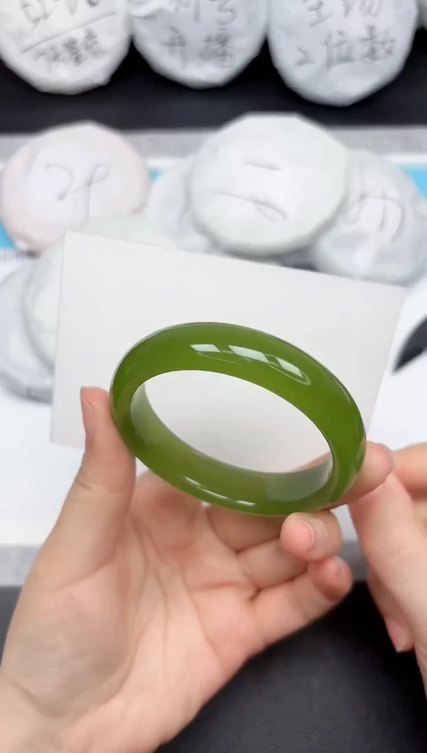 未镶嵌手镯石英质玉210-54.6