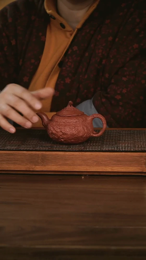 【闪购商品】紫砂茶壶 葫芦隐龙供春 绝红降坡泥