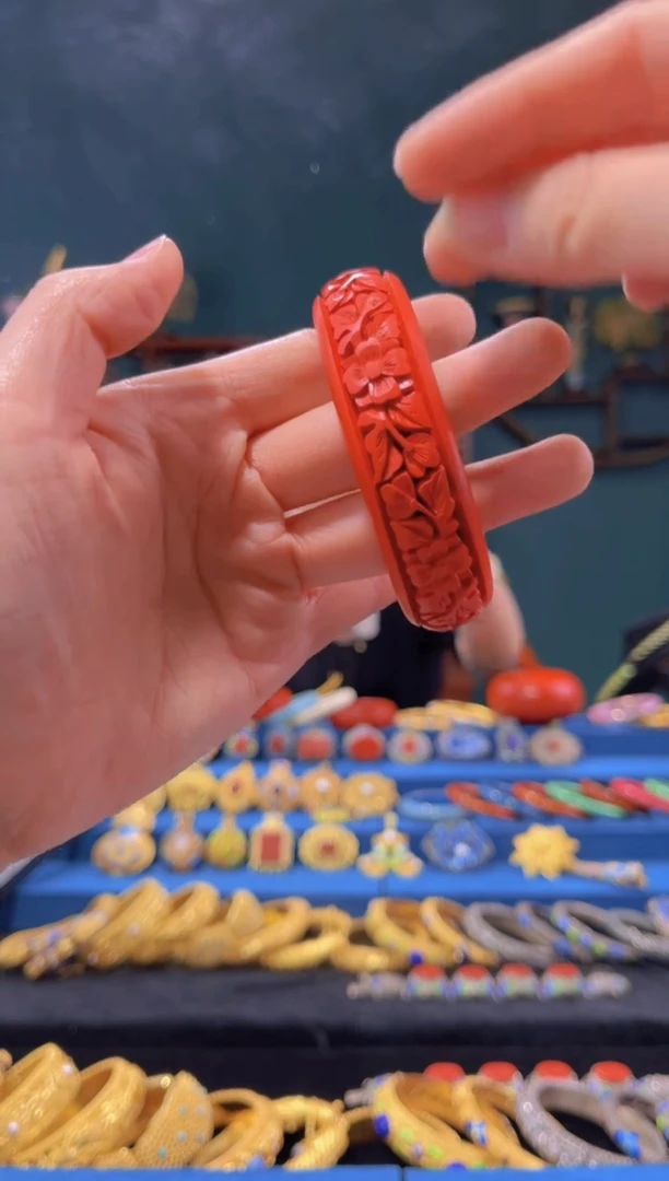 【闪购商品】非遗技艺  大漆花卉手镯60圈口