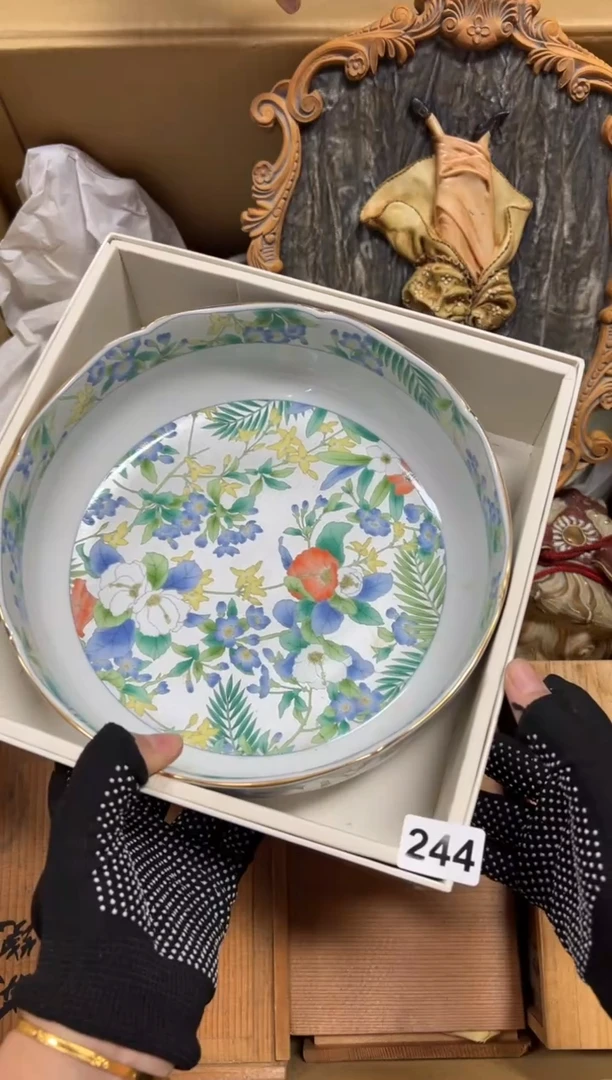 瓷片旅****玥244中古商品谨慎参拍