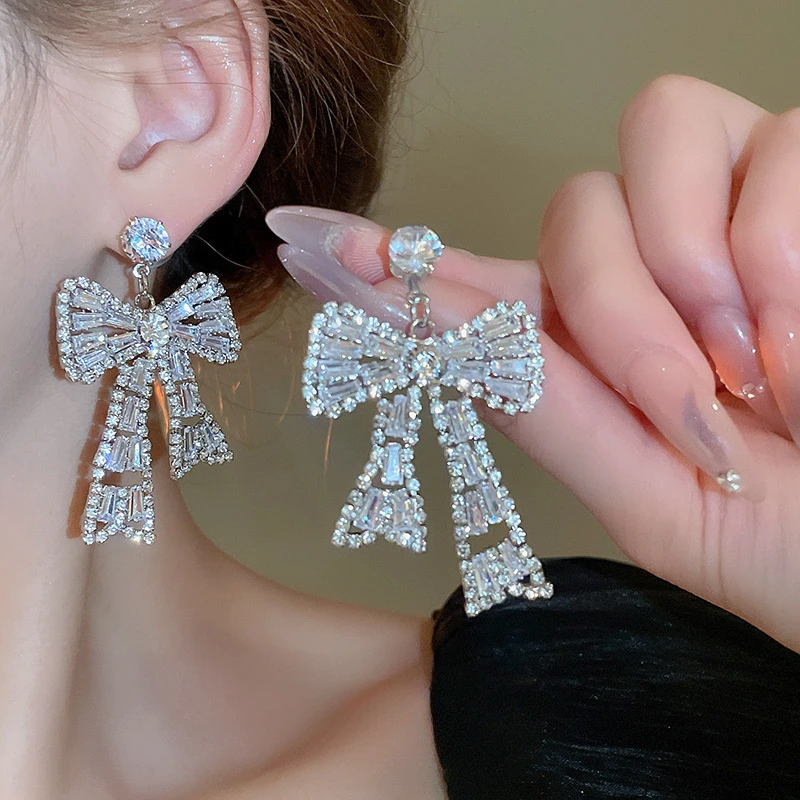 铜合金锆石耳饰 铜合金耳饰气质轻奢时尚百搭法式小众长款满钻