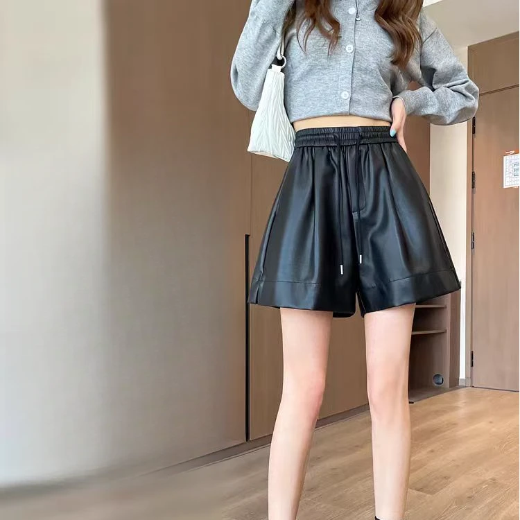 【苏苏精选】 S2550A字抽绳时尚百搭气质设计感皮短裤