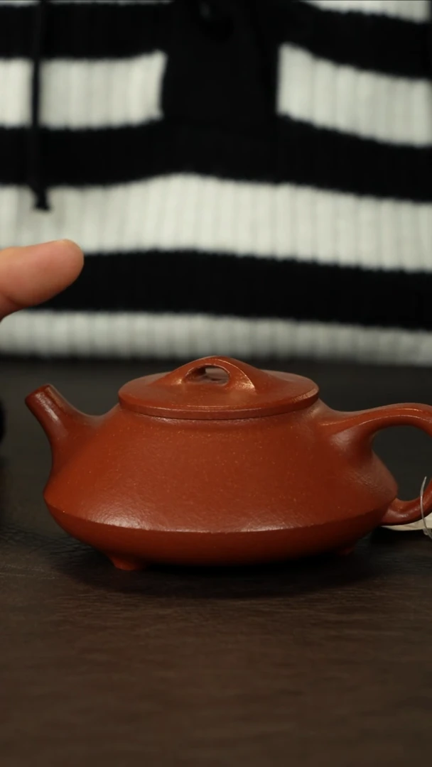 【闪购商品】紫砂茶壶直播福利胡琪线瓢红降坡泥180CC