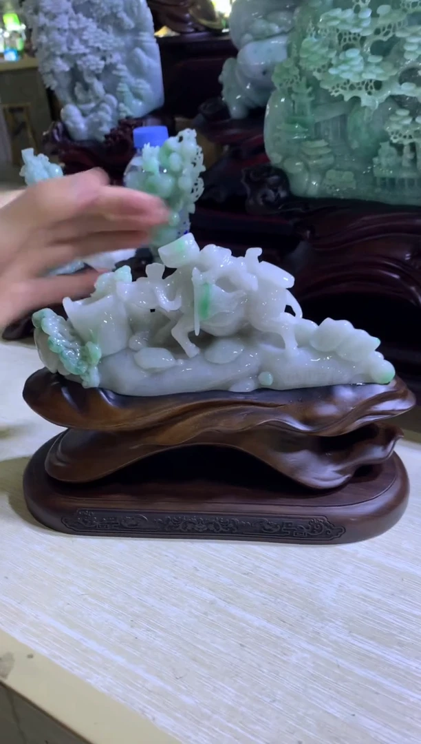 【闪购商品】翡翠摆件未镶嵌翡翠摆件