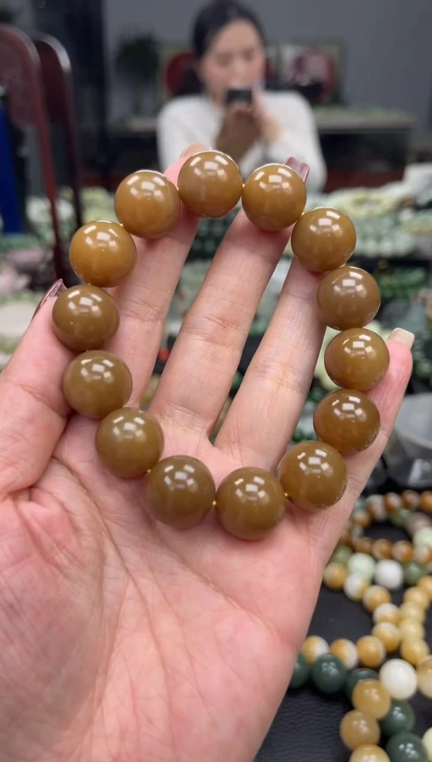 【闪购商品】和田玉手串未镶嵌新疆且末红糖卡16