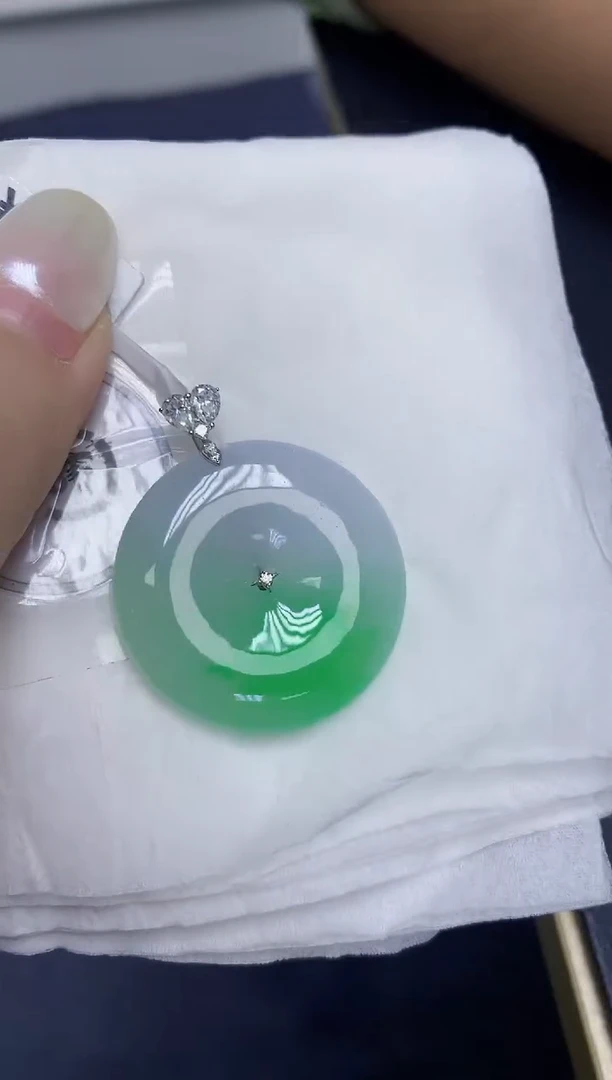 翡翠18K金镶嵌颈饰天然缅甸翡翠A货百元以上9元证书费自理