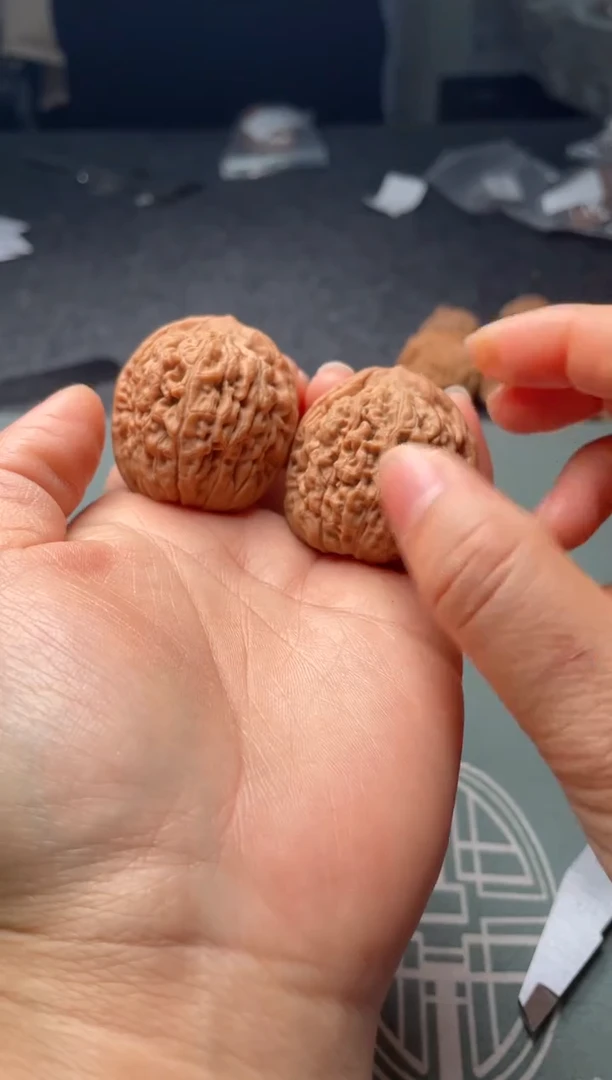 把件文玩核桃w336  莲花 36尺