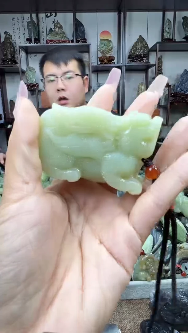 未镶嵌和田玉把件1