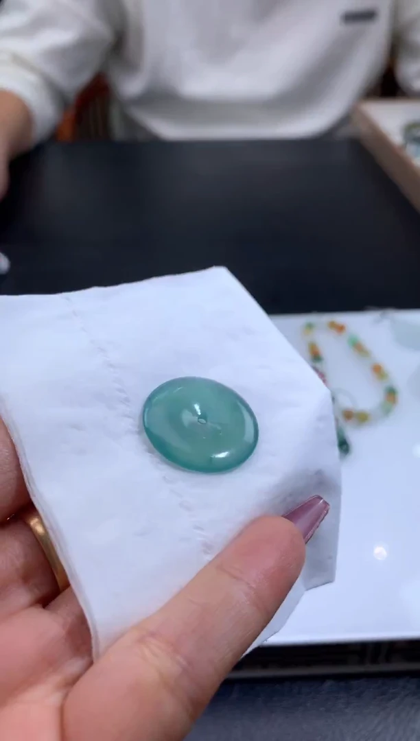 未镶嵌定制翡翠r****g翡翠